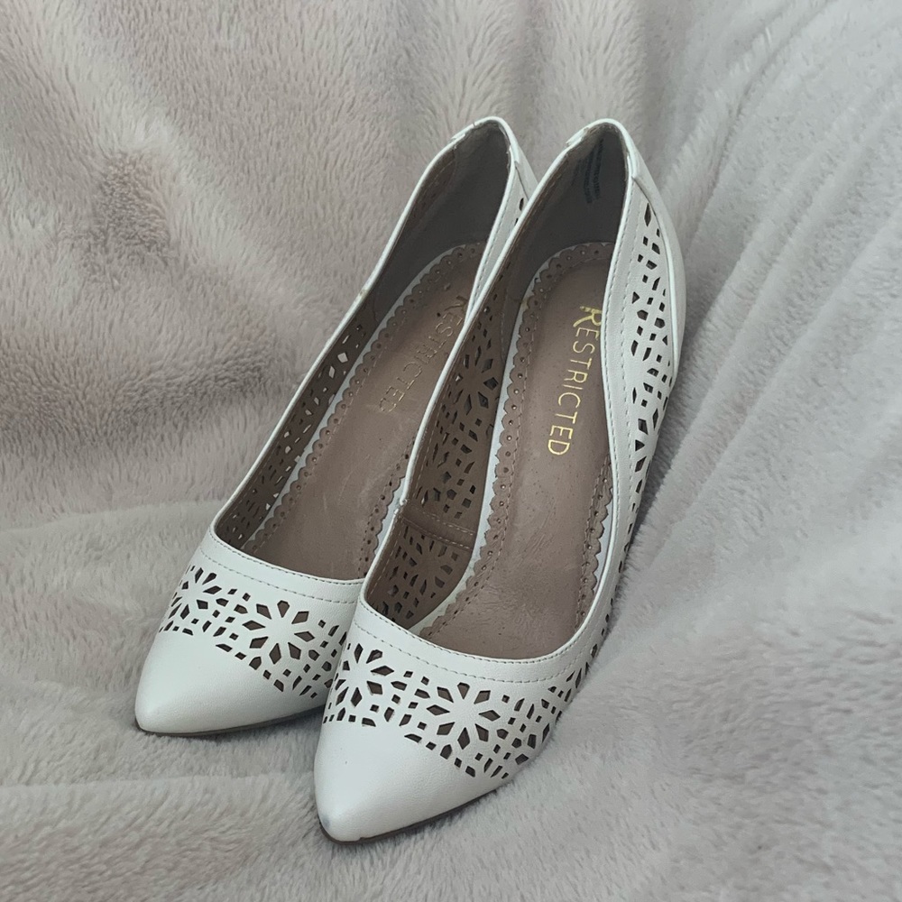 Practically New Pumps!